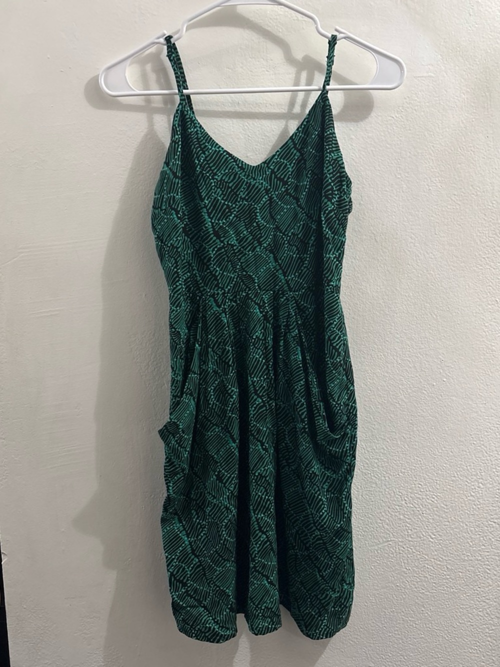 Vintage Mossimo Supply Co. Black & Green Abstract Striped Midi Pocket Dress
